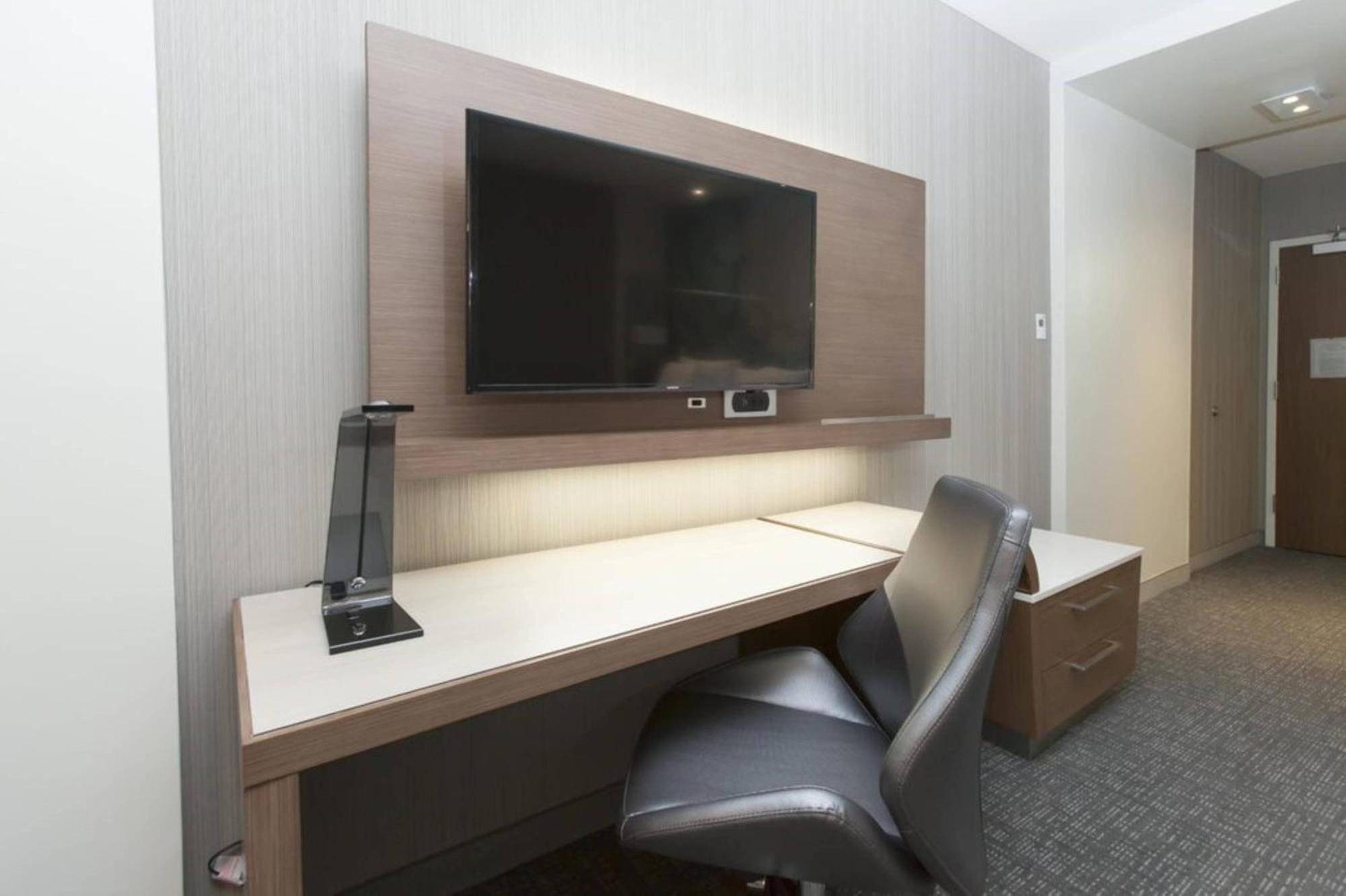 Courtyard By Marriott Houston City Place Spring Esterno foto