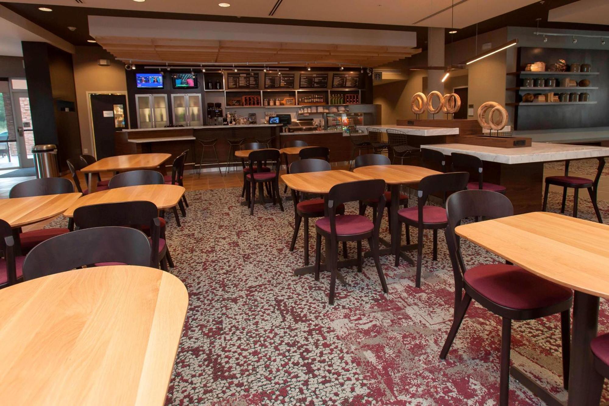 Courtyard By Marriott Houston City Place Spring Esterno foto