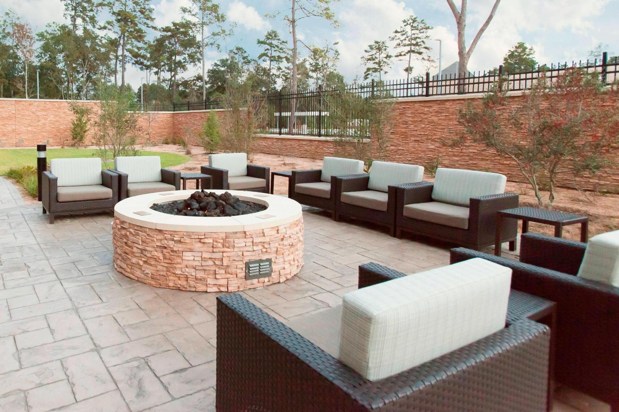 Courtyard By Marriott Houston City Place Spring Esterno foto
