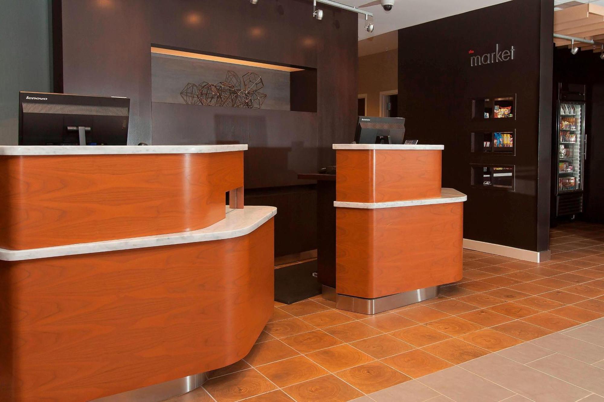 Courtyard By Marriott Houston City Place Spring Esterno foto