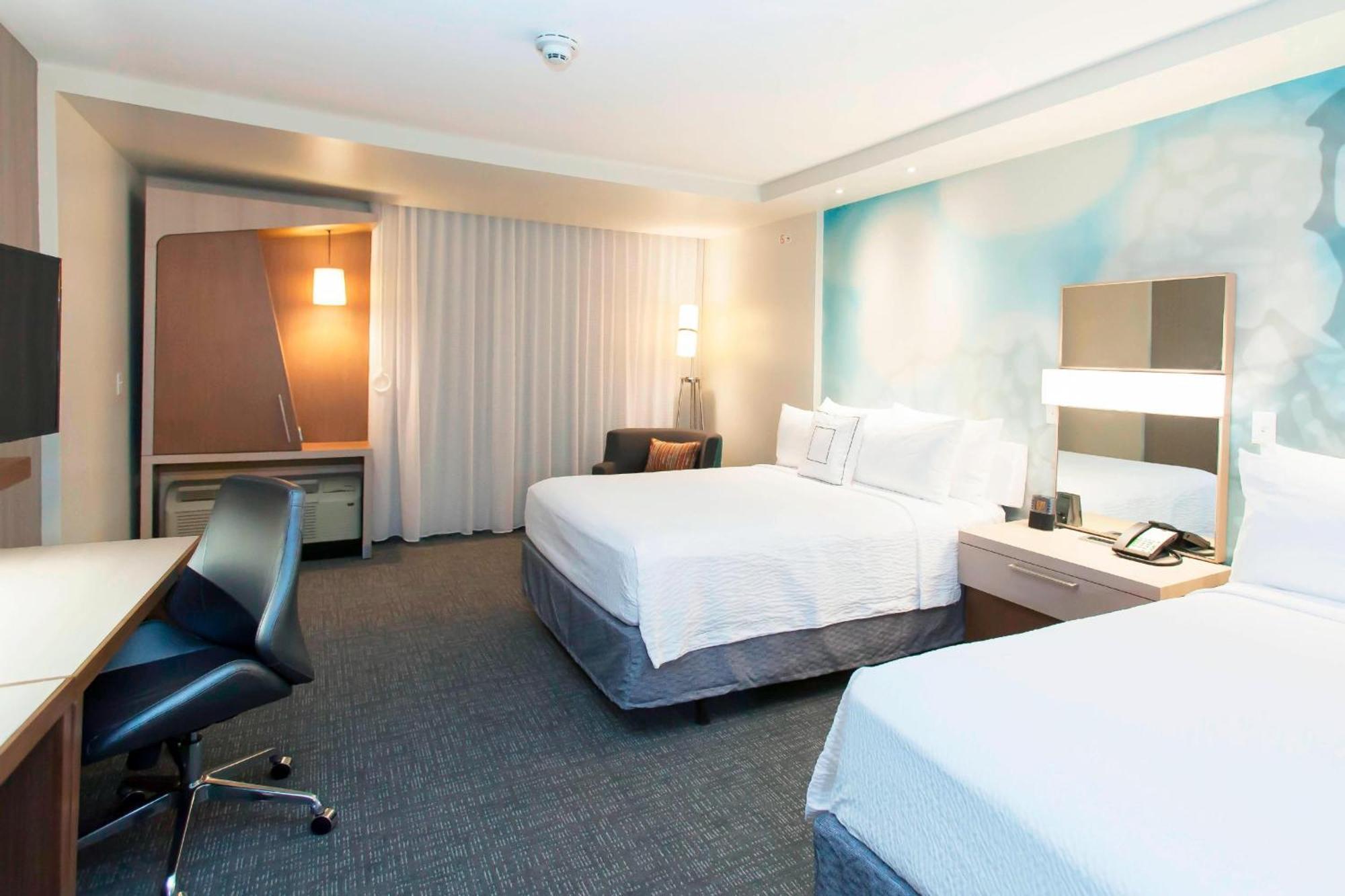 Courtyard By Marriott Houston City Place Spring Esterno foto