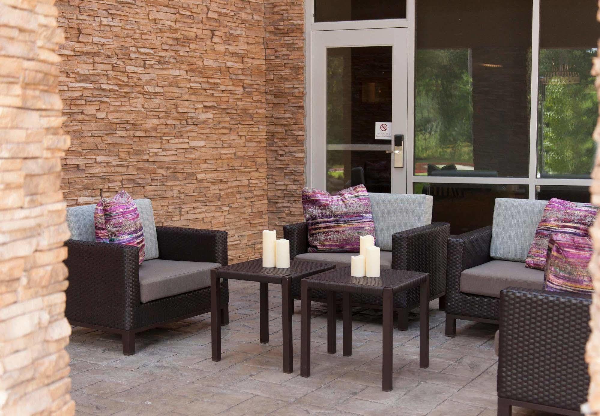 Courtyard By Marriott Houston City Place Spring Esterno foto